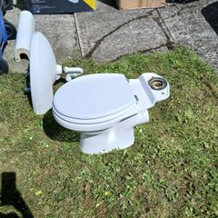 toilet and handbasin