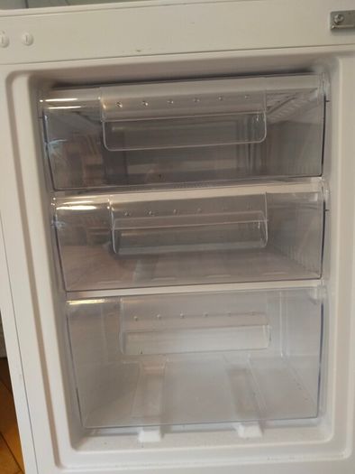 Fridge freezer