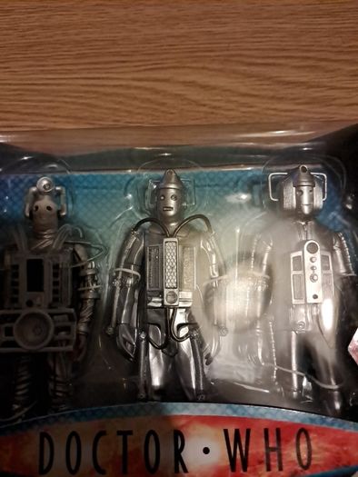Doctor Who: Cybermen Age of Steel 3-pack 5.5'' Rare