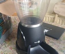 pet food dispenser