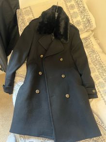 Zara coat new small