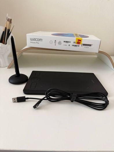 Graphic Tablet Wacom Intuos Pro Medium PTH-660