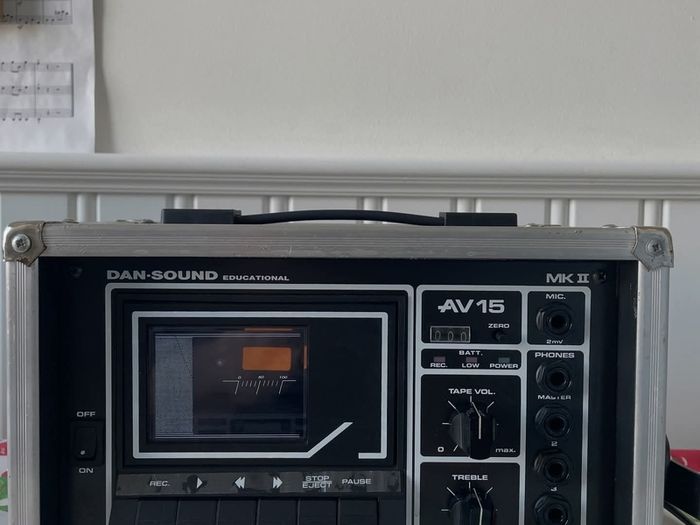 Dan-Sound AV15 MKII Cassette Recorder Portable Multi-Headphones Lo-Fi Music