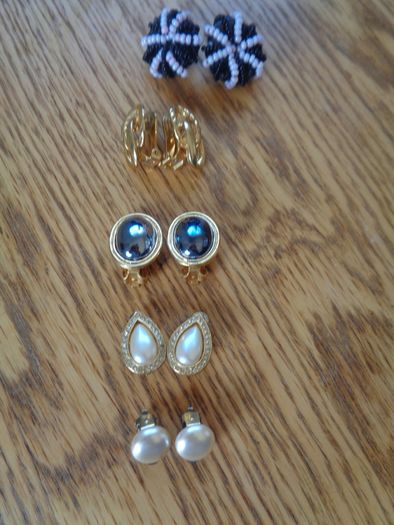 Vintage Clip On Earrings x 5 for Sale