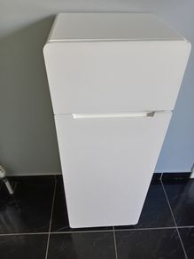 Bathroom cabinet