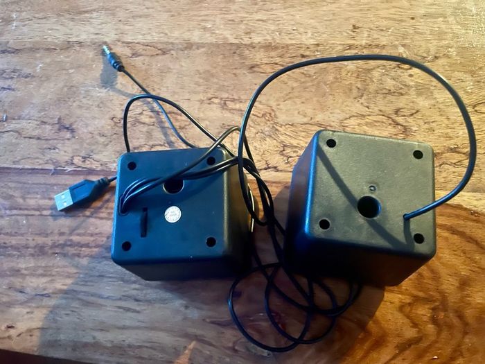 speakers for PC / laptop or phone