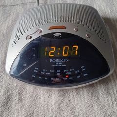 Roberts CR9961 3-band Digital Alarm Clock Radio