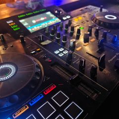 Pioneer XDJ-RX2 All in One DJ Controller