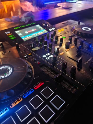 Pioneer XDJ-RX2 All in One DJ Controller