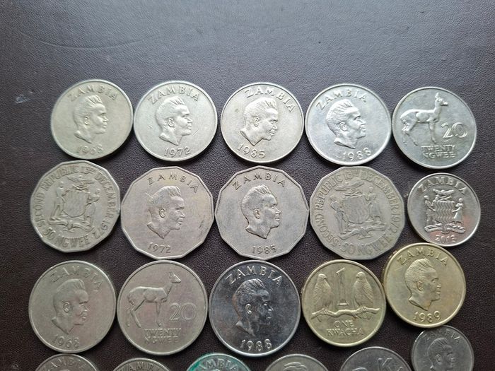 A Lot of 220+ grams of coins from Zambia (1968-2013)