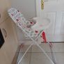 childs high chair Image 2
