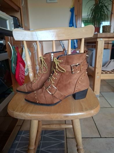 ankle boots by UNA HEALY