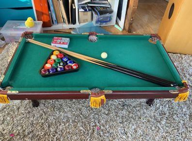 Tabletop snooker set