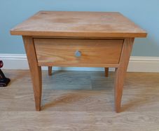 Coffee table Oak 52cm x 44cm x 50cm high