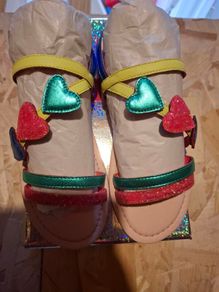 New Girls sandals size 2 (35)