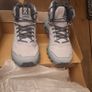 On Women's Cloudridge 1 Sneaker Size 3.5 UK Image 8