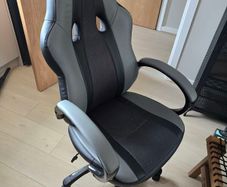 desk chair