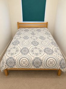 matress and frame