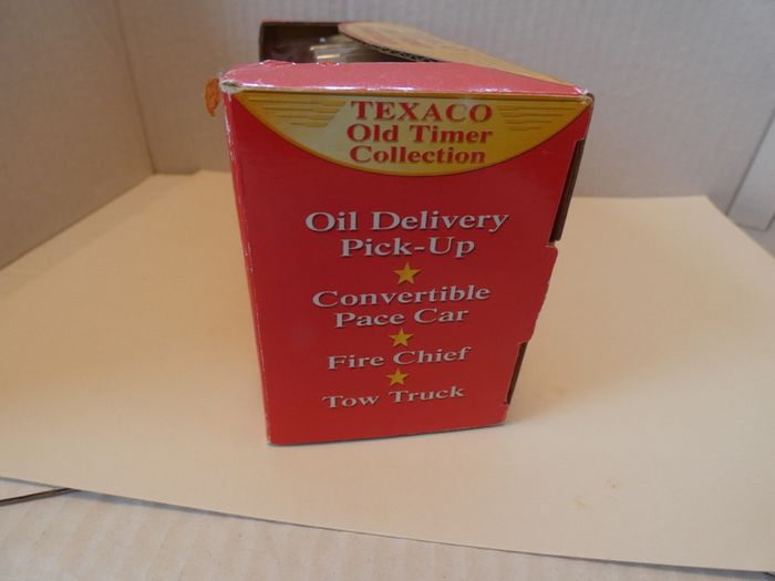 Texaco Old Timer Collection 1940 Fire Chief New In Box