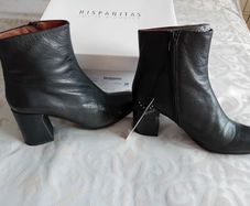 Hispanitas -  Black Leather Ankle Boots - Size 38 UK 5 - BNWT RRP 170