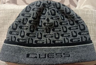 Guess hat