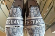 Dior girls sneaker size3