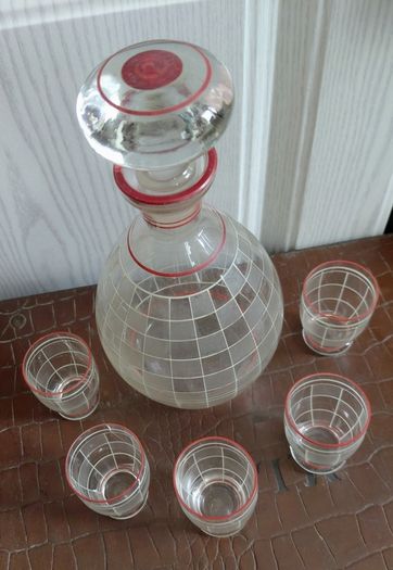 retro decanter set