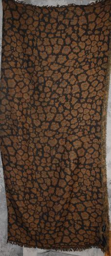Esmara Poncho