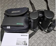 Opticron Traveller ED BGA WP 8x32 in very good condition