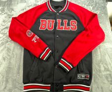 Chicago Bulls Mens Varsity Bomber Jacket Black Basketball Logo NBA Size Medium