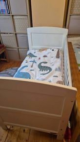 Cot & baby changing unit