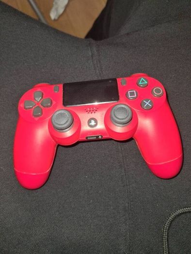 PlayStation 4 controller; used, almost brand new, good quality
