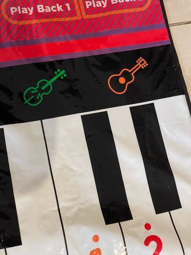 Piano mat Giant size from FAO Schwartz