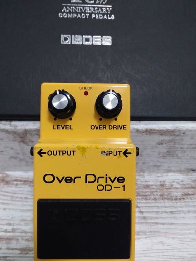 BOSS OD-1 - OverDrive (MIJ, 14pin OpAmp, SilverScrew, LongDash).