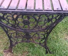 Cast iron & wood garden table, perfect for upcycling