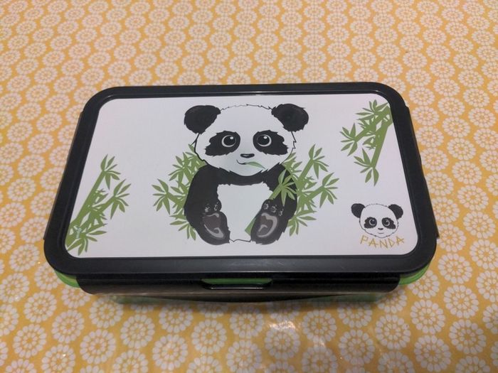 PANDA lunchbox