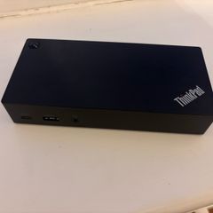 Lenovo ThinkPad Docking Station USB-C Docking Station 40A9 - like new