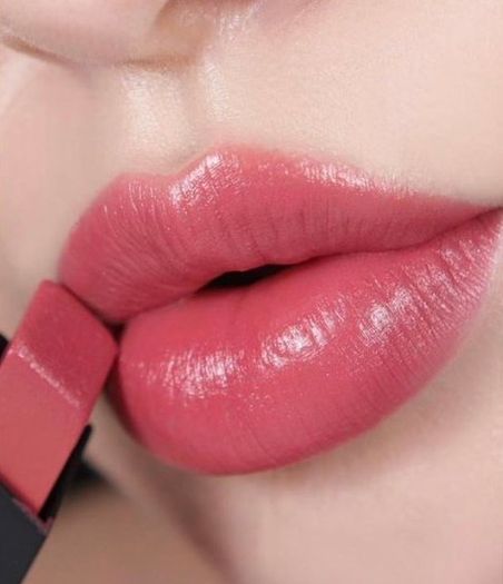 YSL Rouge Pur Couture The Slim Glow Matte Lipstick Tester - 203