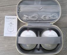 Momcozy M5 Wearable Breast Pump - Double