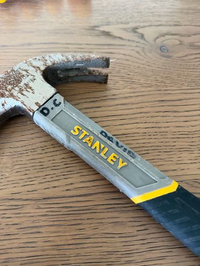 Stanley Hammer 20 oZ