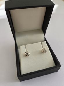 Brand New 14ct Yellow Gold Natural Diamond Stud Earrings