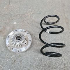 BMW 420d f36 M Sport coil spring and top mount