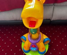 VTech Giraffe Ball Popper with 4 Balls Lights & Sounds