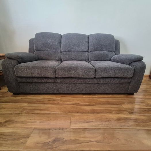 3 & 2 seater couch