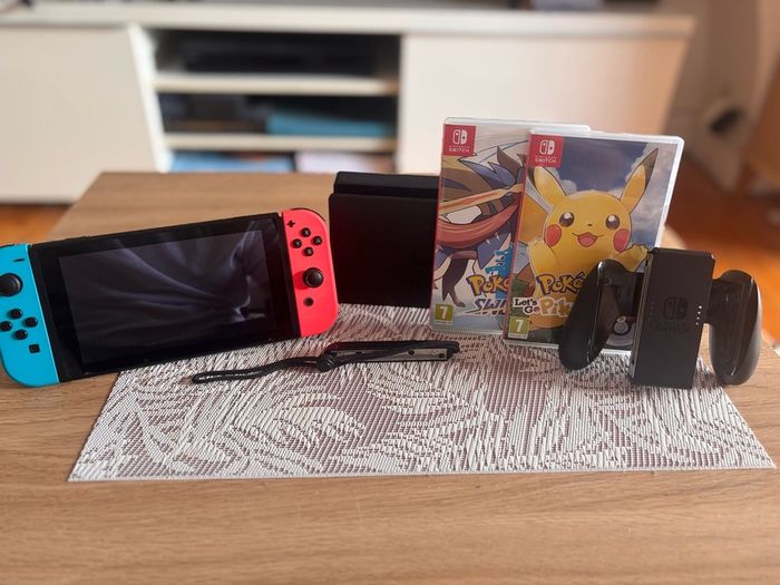 Nintendo Switch Console Bundle + Pokemon games bundle