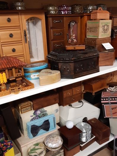 Trinket box