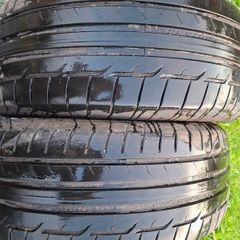 2x 235/55/19 Dunlop