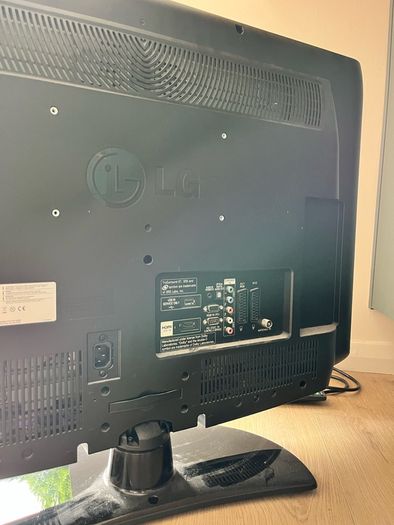 Used LG 27" Tv