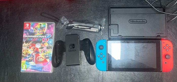 Nintendo Switch + Mario kart 8 deluxe