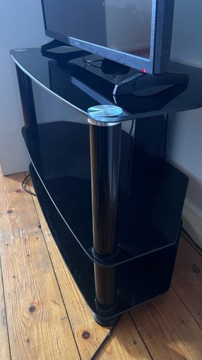 Tv and table, sell by separate or together